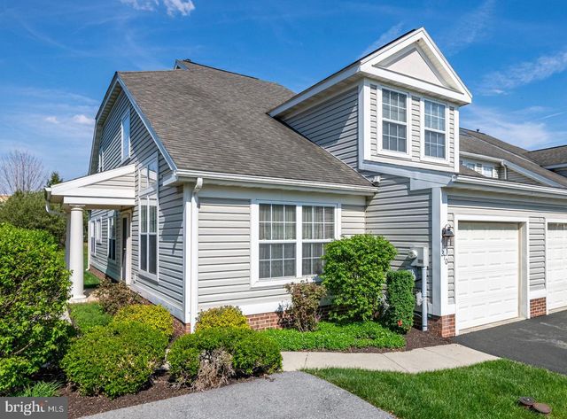 210 OAK HILL LN, Reading, PA 19610