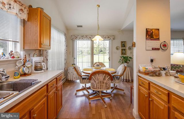 210 OAK HILL LN, Reading, PA 19610
