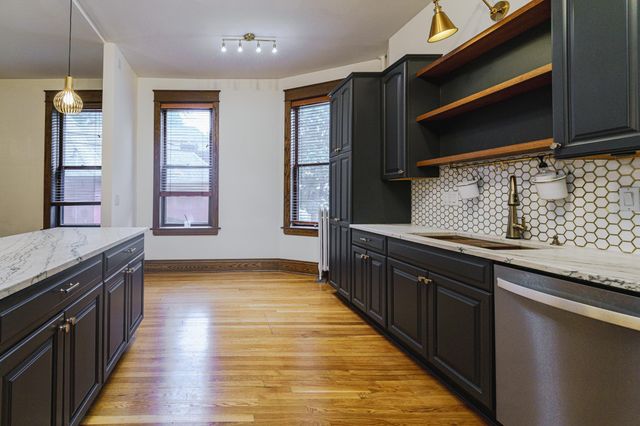 223 Arundel Street 1, Saint Paul, MN 55102
