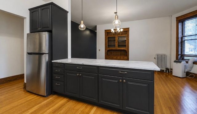 223 Arundel Street 1, Saint Paul, MN 55102