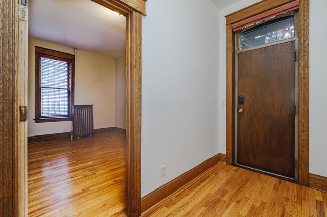 223 Arundel Street 1, Saint Paul, MN 55102