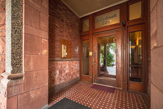 223 Arundel Street 1, Saint Paul, MN 55102