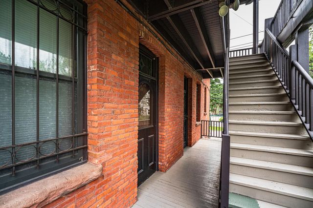 223 Arundel Street 1, Saint Paul, MN 55102