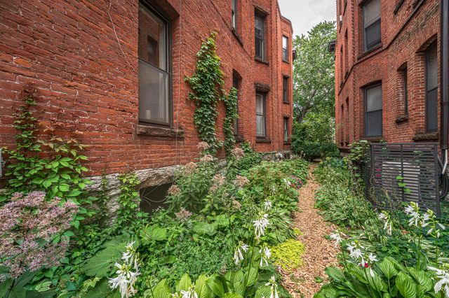 223 Arundel Street 1, Saint Paul, MN 55102