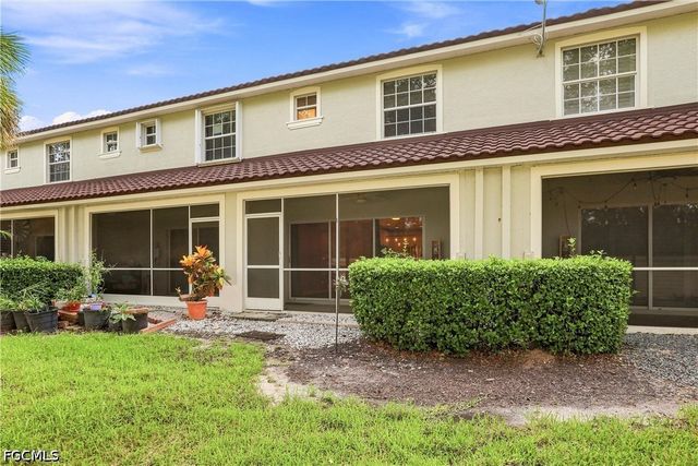 8697 Athena CT, Lehigh Acres, FL 33971