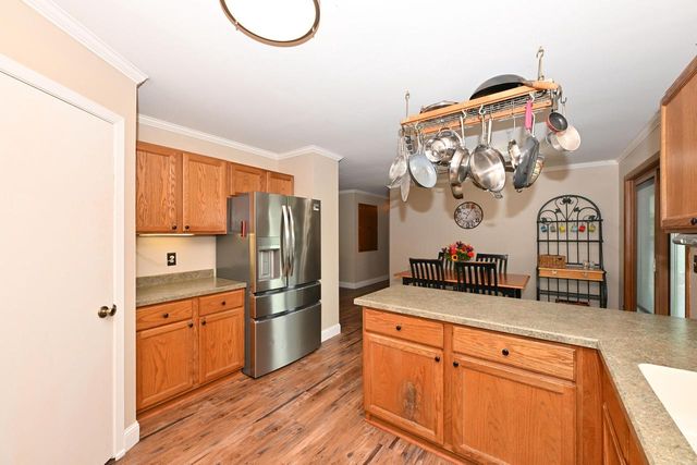 2845 Sandpiper LANE, Racine, WI 53402