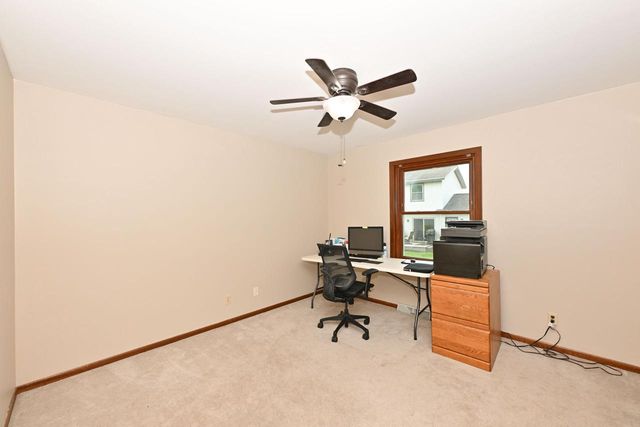 2845 Sandpiper LANE, Racine, WI 53402