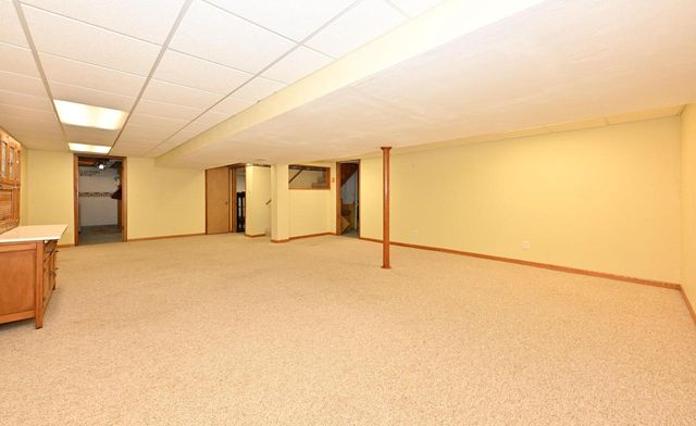2845 Sandpiper LANE, Racine, WI 53402