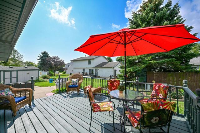 2845 Sandpiper LANE, Racine, WI 53402