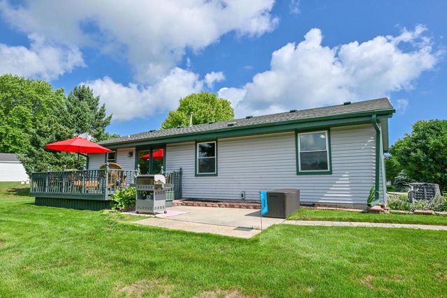 2845 Sandpiper LANE, Racine, WI 53402