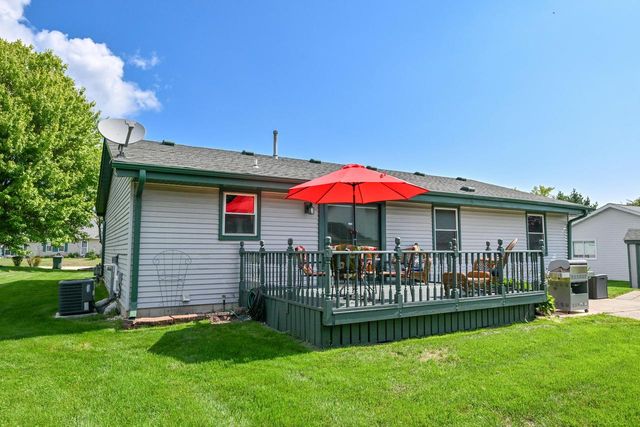 2845 Sandpiper LANE, Racine, WI 53402