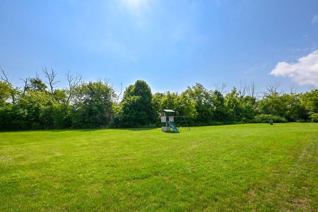 2845 Sandpiper LANE, Racine, WI 53402