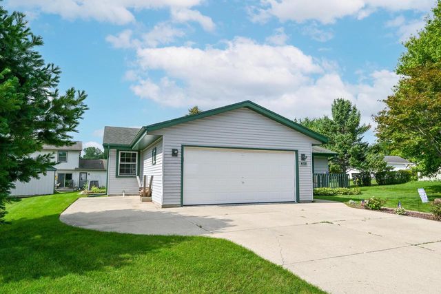 2845 Sandpiper LANE, Racine, WI 53402