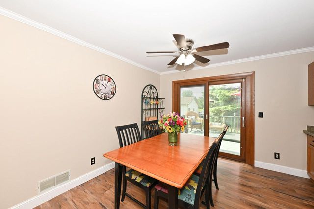 2845 Sandpiper LANE, Racine, WI 53402