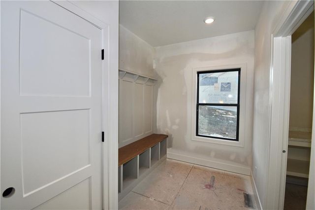 7644 N Booth Avenue, Kansas City, MO 64158