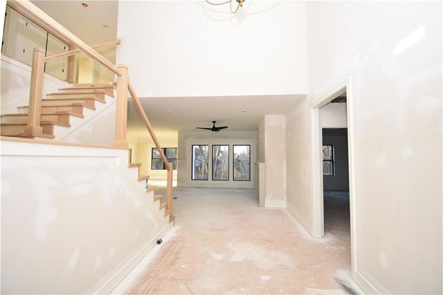 7644 N Booth Avenue, Kansas City, MO 64158