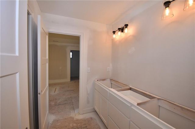 7644 N Booth Avenue, Kansas City, MO 64158