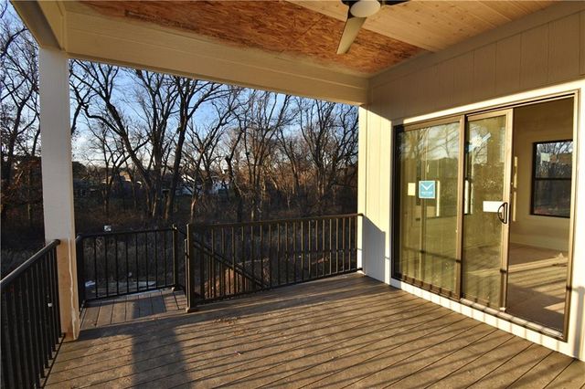 7644 N Booth Avenue, Kansas City, MO 64158