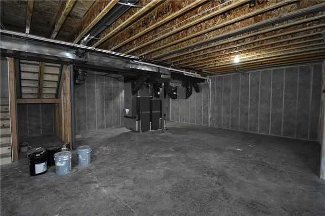 7644 N Booth Avenue, Kansas City, MO 64158