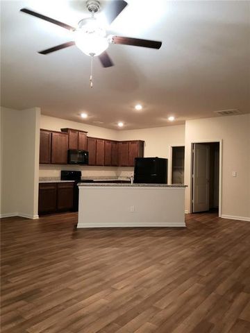 939 Independence Avenue, Pendergrass, GA 30567
