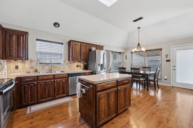 6917 Laurel Canyon Terrace, Fort Worth, TX 76132