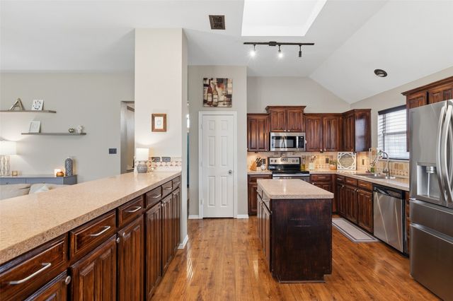 6917 Laurel Canyon Terrace, Fort Worth, TX 76132