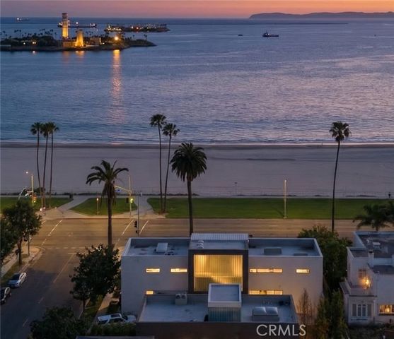2767 E Ocean, Long Beach, CA 90803