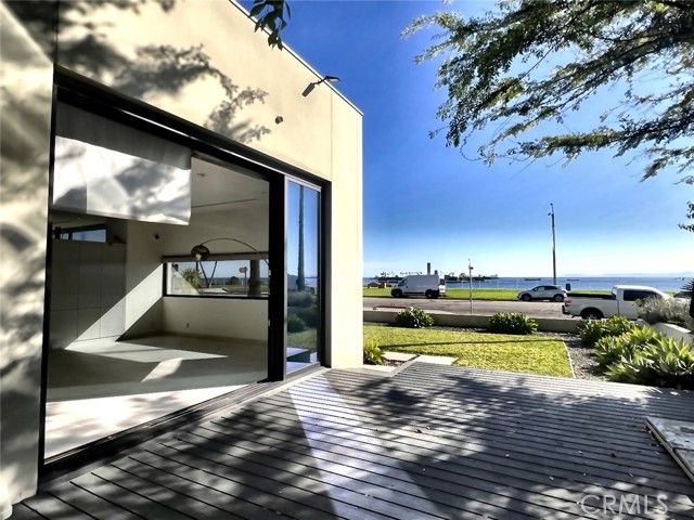 2767 E Ocean, Long Beach, CA 90803