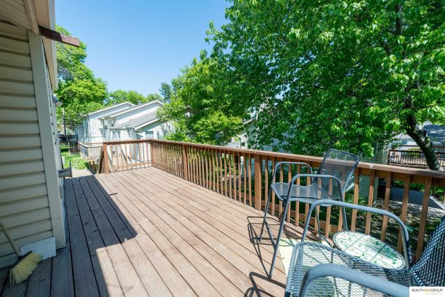 2317 S 119Th Court, Omaha, NE 68144