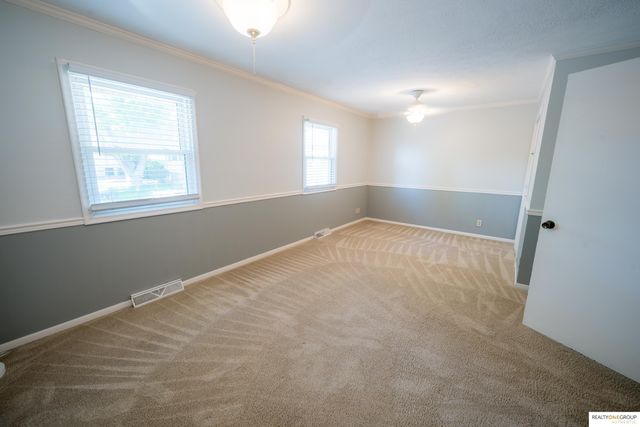 2317 S 119Th Court, Omaha, NE 68144