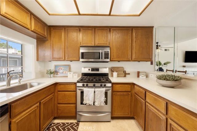 1414 Brett 327, San Pedro, CA 90732