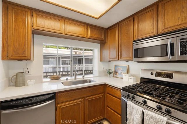 1414 Brett 327, San Pedro, CA 90732