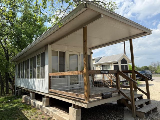 2915 Riverside Dr, Kerrville, TX 78028