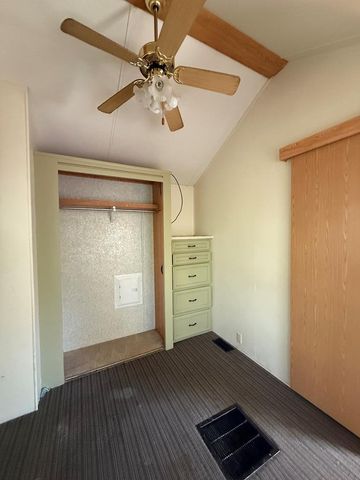 2915 Riverside Dr, Kerrville, TX 78028