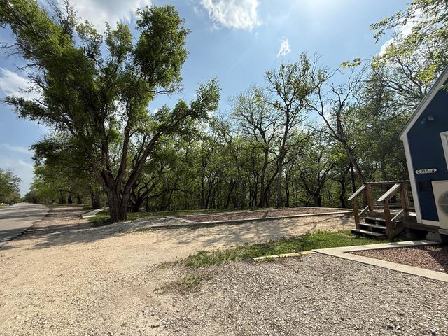 2915 Riverside Dr, Kerrville, TX 78028