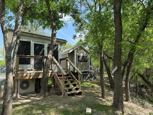 2915 Riverside Dr, Kerrville, TX 78028
