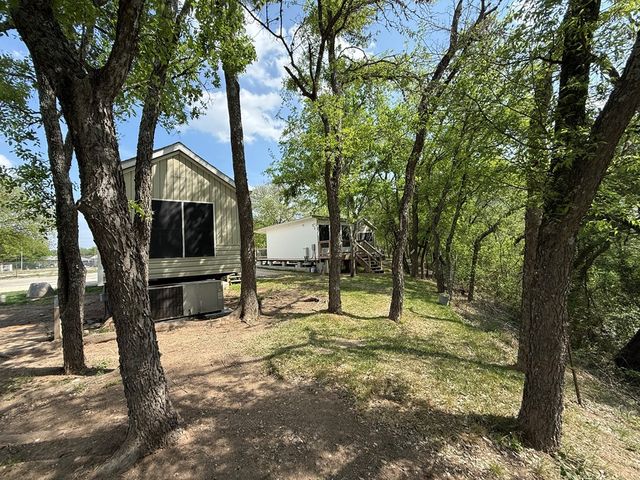 2915 Riverside Dr, Kerrville, TX 78028