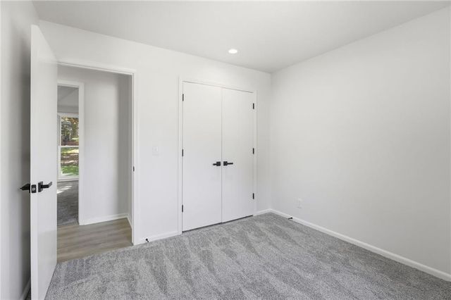 10223 Rosehill Road, Lenexa, KS 66215