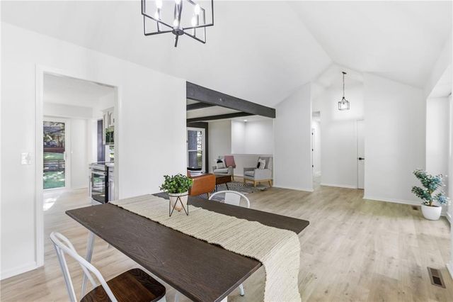 10223 Rosehill Road, Lenexa, KS 66215