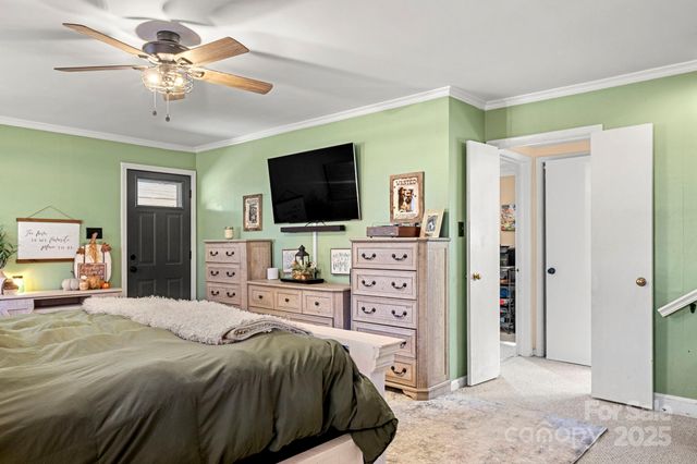 912 Parkwood Road, Shelby, NC 28152