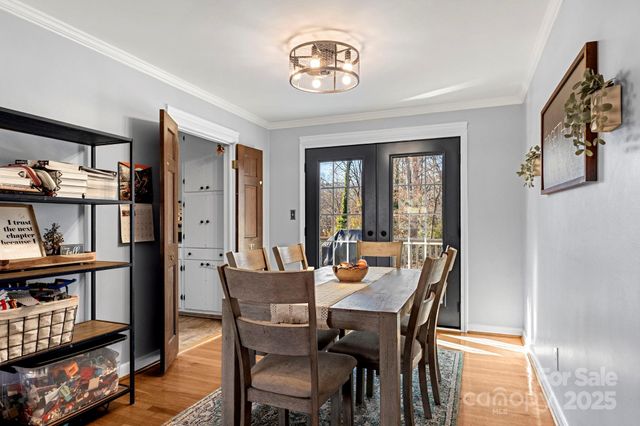 912 Parkwood Road, Shelby, NC 28152