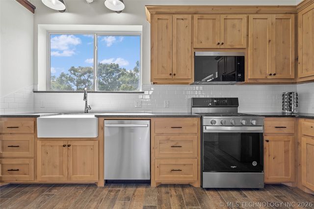 14570 Box Road, Lexington, OK 73051