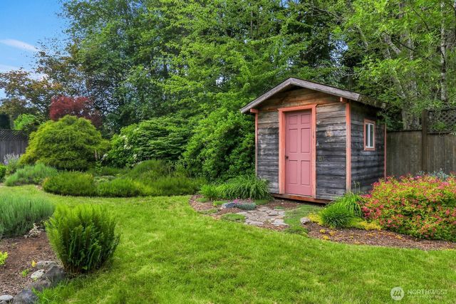 13325 19th Avenue NE, Seattle, WA 98125