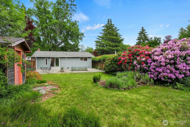 13325 19th Avenue NE, Seattle, WA 98125