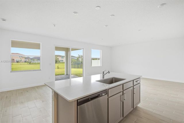 1548 Stockbridge Street, Loxahatchee, FL 33470