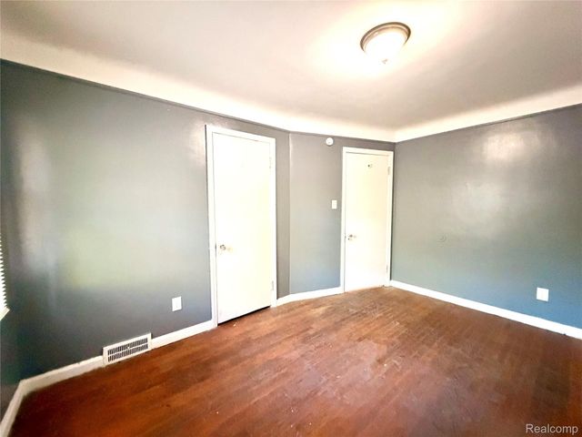 10897 Lakepointe Street, Detroit, MI 48224