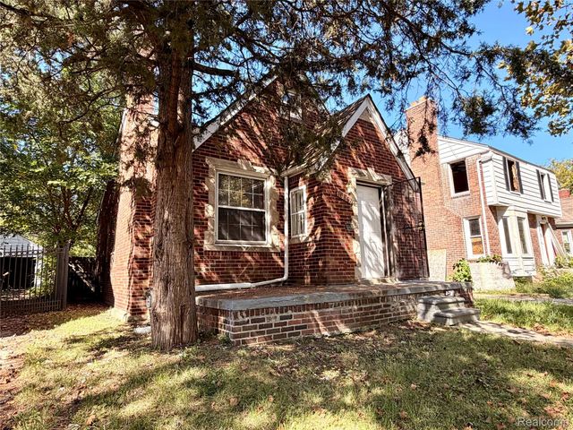 10897 Lakepointe Street, Detroit, MI 48224