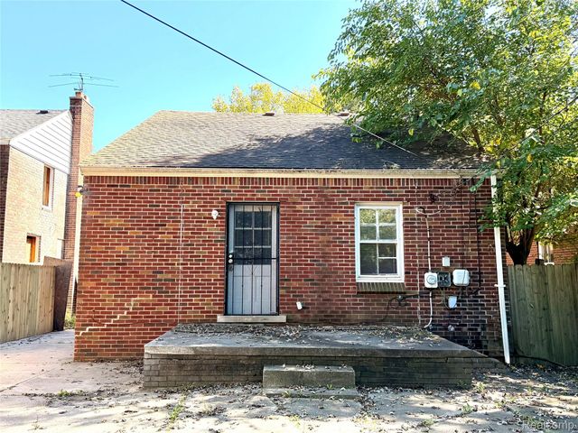 10897 Lakepointe Street, Detroit, MI 48224