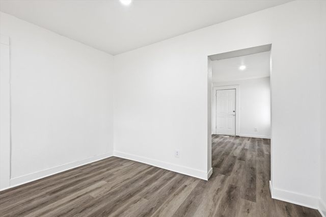 803 E 14th Street, Bonham, TX 75418