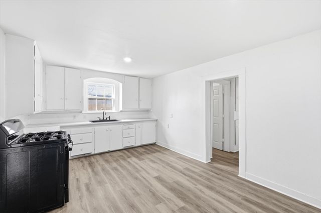 803 E 14th Street, Bonham, TX 75418